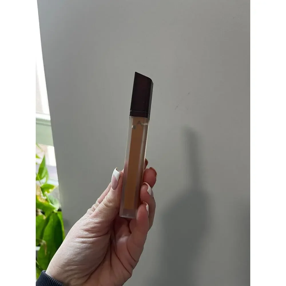 Hourglass new vanish